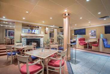 هتل Ramada By Wyndham Williams Lake
