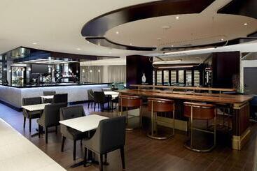 هتل Sheraton Montreal Airport