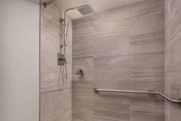 هتل Vancouver Airport Marriott