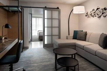 هتل Vancouver Airport Marriott