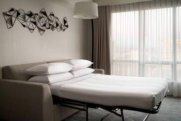 هتل Vancouver Airport Marriott