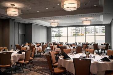 هتل Vancouver Airport Marriott