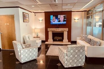 هتل Surestay By Best Western Richmond Vancouver Airport