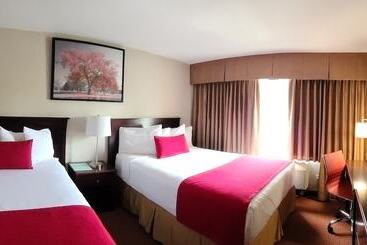 هتل Surestay By Best Western Richmond Vancouver Airport