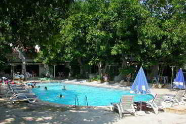 Celebrity Hotel