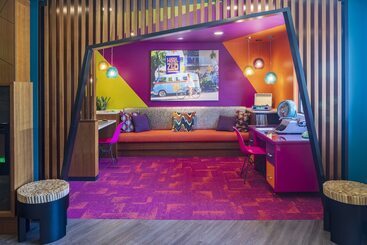 هتل Accent Inns Vancouver Airport