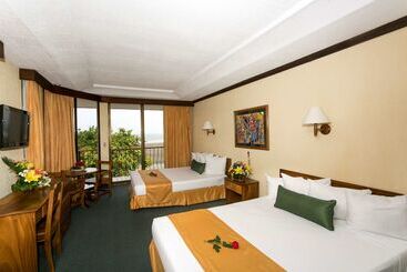 Best Western Hotel & Casino Kamuk