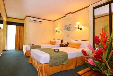 Best Western Hotel & Casino Kamuk
