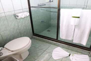 Best Western Hotel & Casino Kamuk