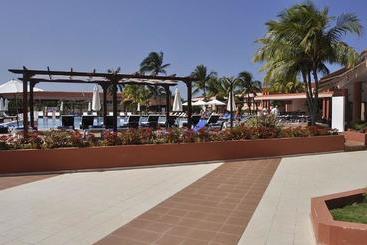هتل blau arenal habana beach