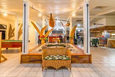 هتل Club Raro Resort  Adults Only