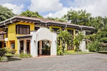 El Rodeo Estancia Boutique Hotel & Steakhouse
