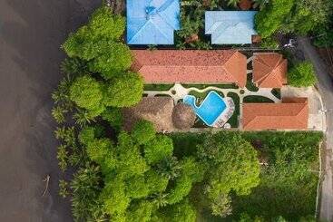 هتل Fuego Del Sol Beachfront