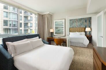 هتل Hilton Vancouver Downtown