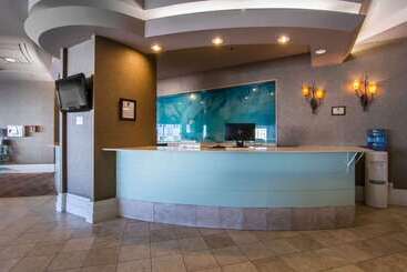 هتل Quality Inn & Suites Yellowknife
