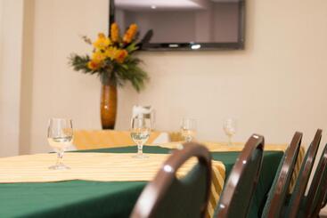Rincon Del Valle Hotel & Suites