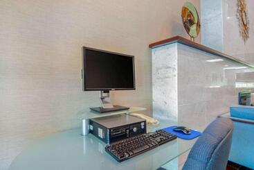 هتل Sleep Inn