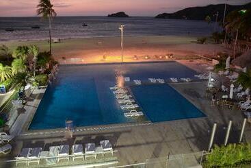 בית מלון כפרי Tamaca Beach Resort