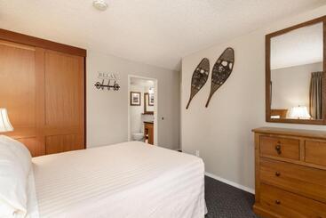 هتل Tantalus Resort Lodge