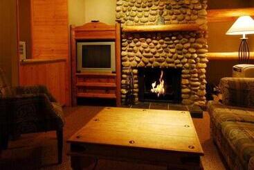Tonquin Inn - Jasper