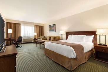 Travelodge Hotel By Wyndham Weyburn