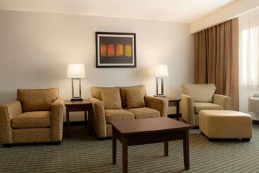 Travelodge Hotel By Wyndham Weyburn