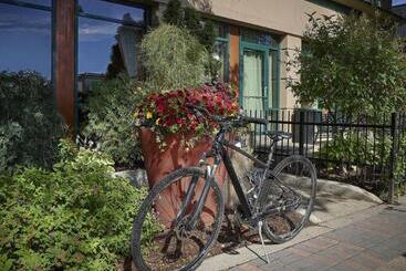 Varscona Hotel On Whyte