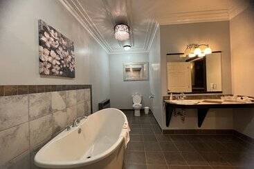 هتل Wells Gray Inn