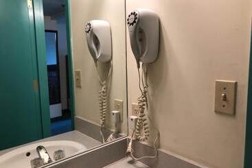 هتل Westwind Motor Inn