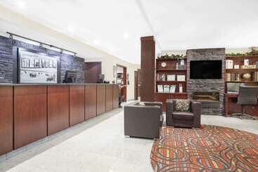 מוטל Super 8 By Wyndham Brandon Mb