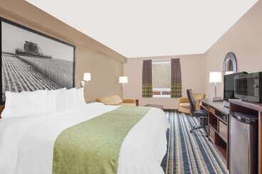 מוטל Super 8 By Wyndham Brandon Mb