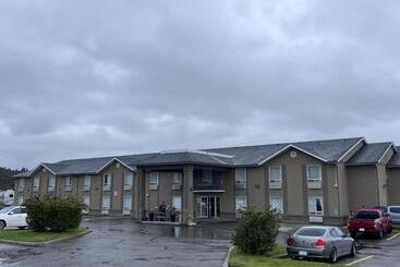 مُتل Ramada By Wyndham Cranbrook