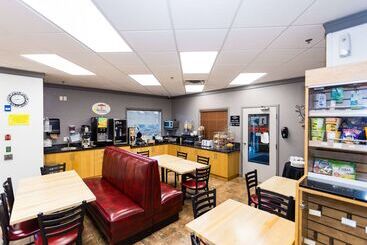 Motel Super 8 By Wyndham Drayton Valley