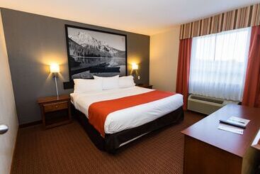 مُتل Super 8 By Wyndham Drayton Valley