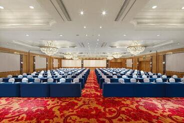 هتل Crowne Plaza Chengdu City Center, An Ihg