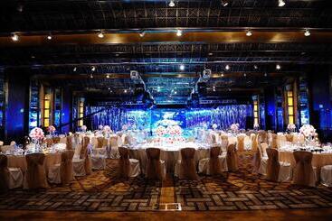 هتل Grand Hyatt Shanghai