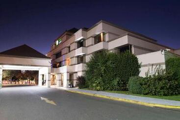 هتل Holiday Inn Express Temuco, An Ihg