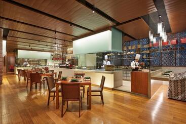 هتل Hyatt Regency Metropolitan Chongqing