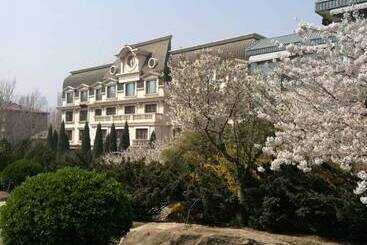 هتل Dalian Nanshan Garden