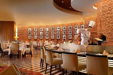 هتل Ningbo Portman Plaza