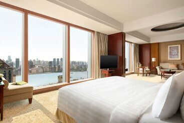 هتل Pudong Shangrila, Shanghai