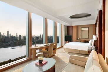 هتل Pudong Shangrila, Shanghai