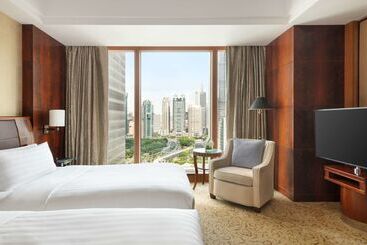 هتل Pudong Shangrila, Shanghai