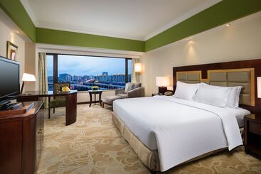 Hua Ting Hotel & Towers