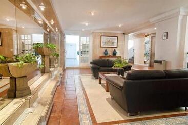 Park Plaza Apartments
