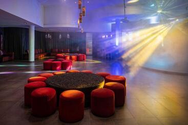 استراحتگاه Jewel Palm Beach
