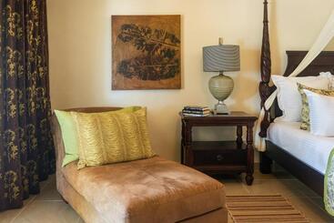 استراحتگاه Jewel Palm Beach