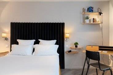 هتل Hôtel Chromatics & Restaurant Hill Club By Happyculture