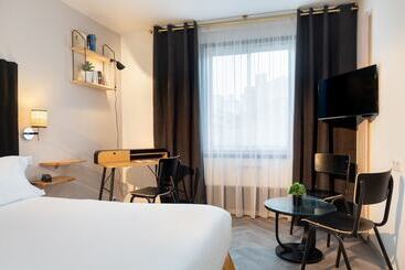 هتل Hôtel Chromatics & Restaurant Hill Club By Happyculture
