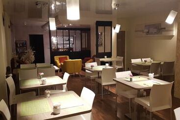 Brit Hotel Le Surcouf